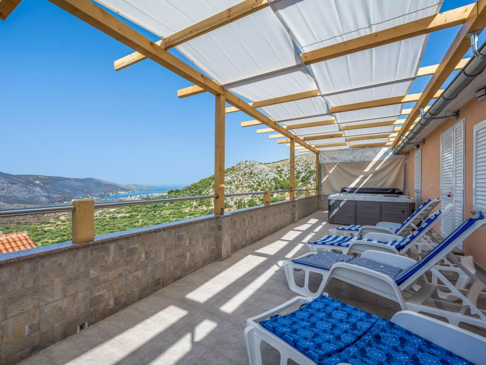 Panoramic View-Outside
