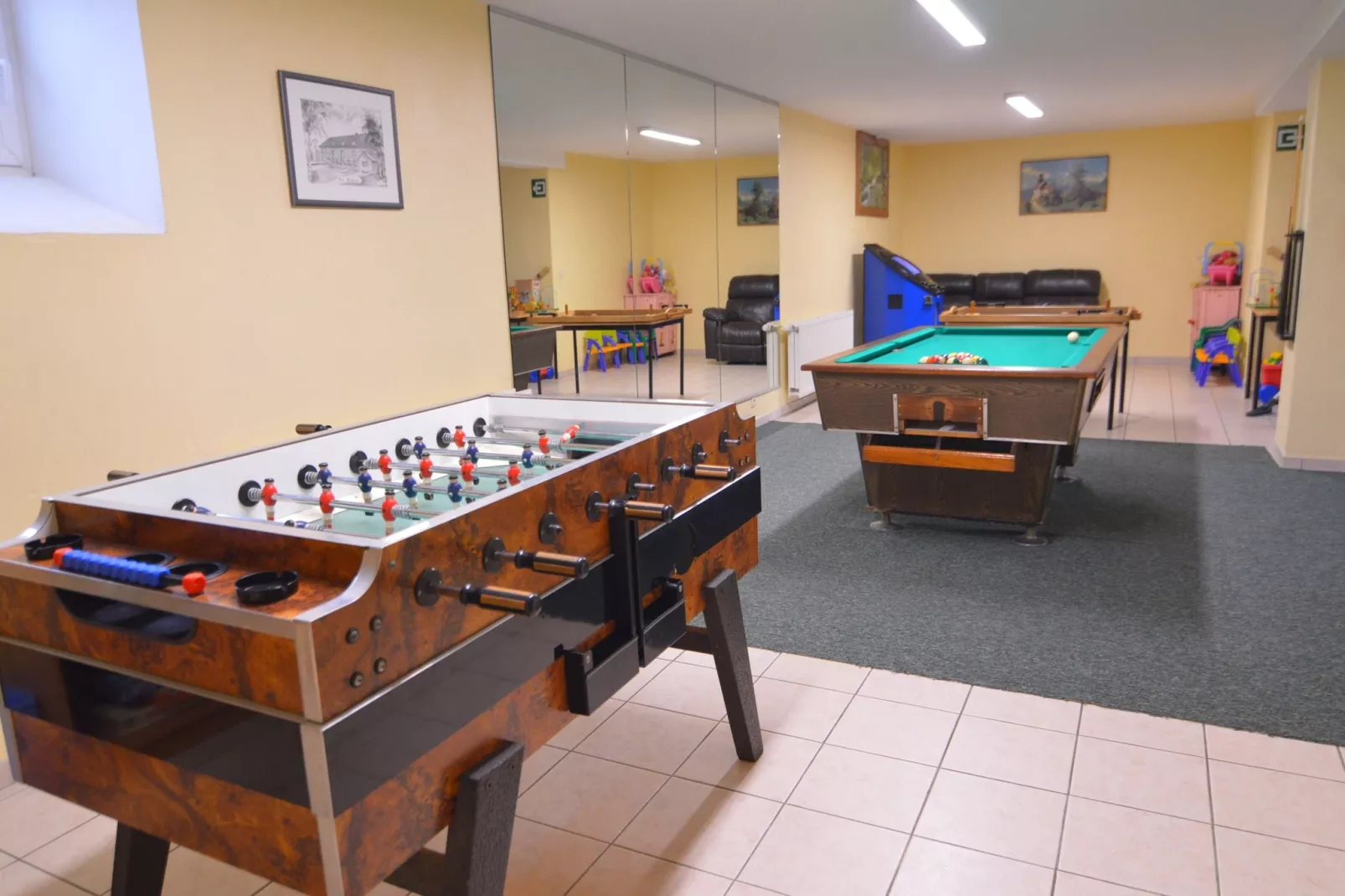 Les Pâturages 3-Recreation room