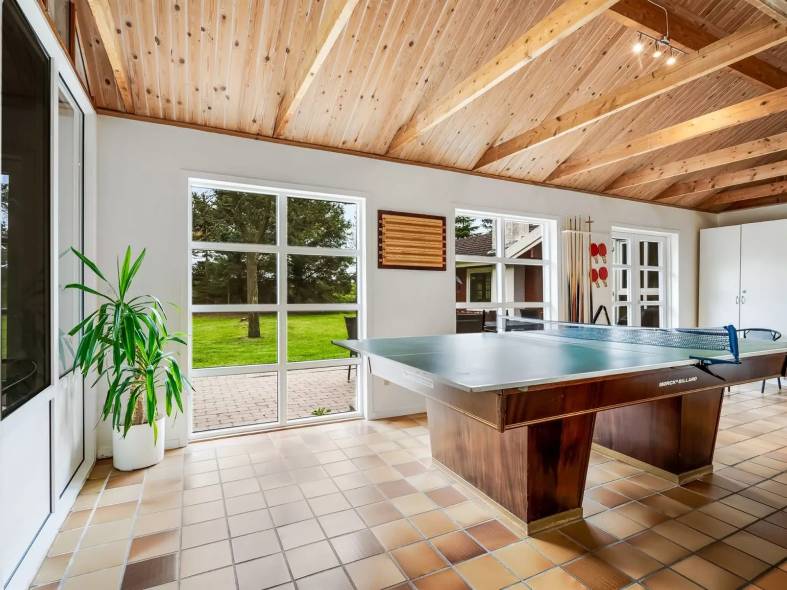 "Aisling" - 700m from the sea-Inside