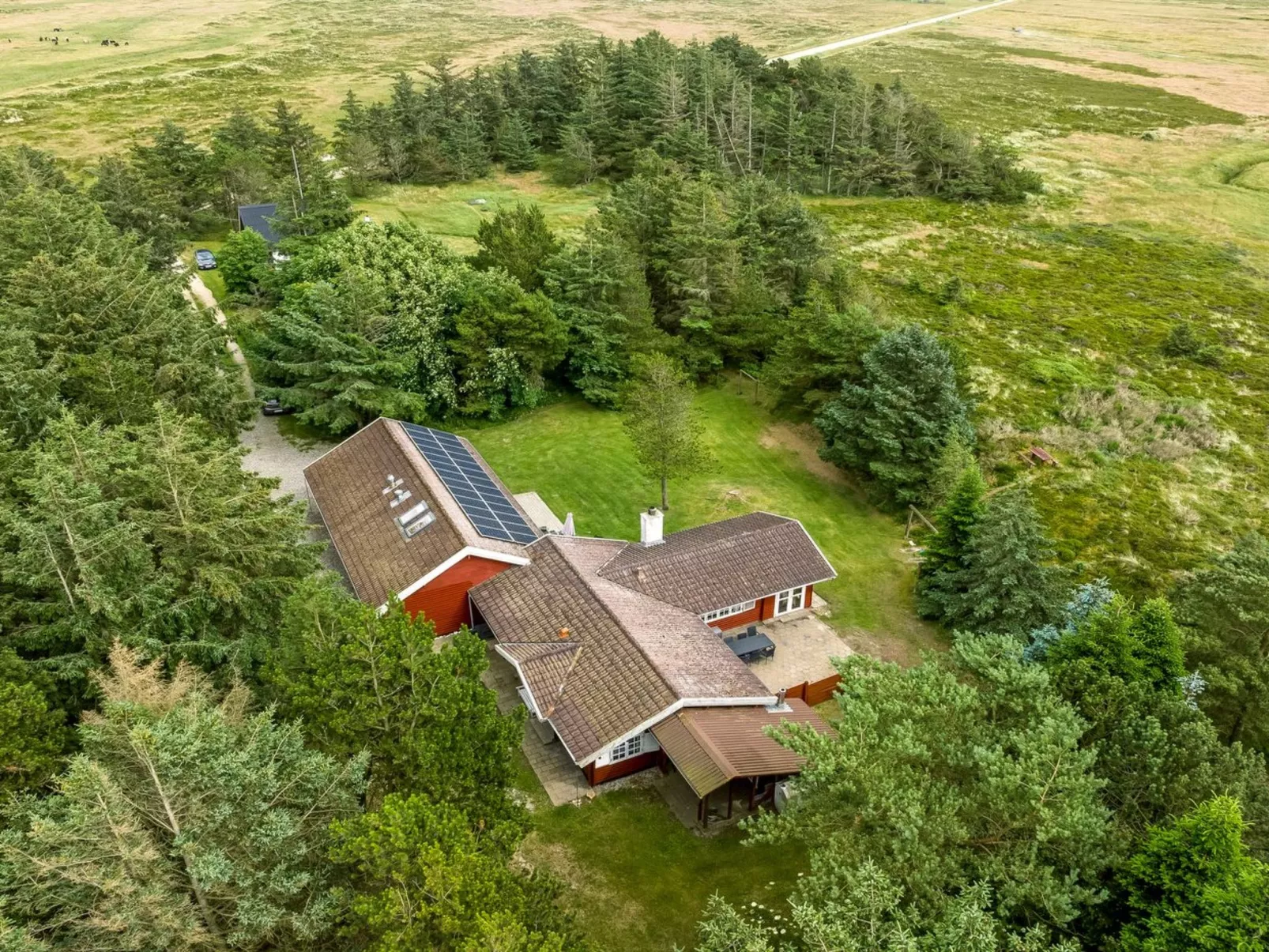 "Aisling" - 700m from the sea-Outside
