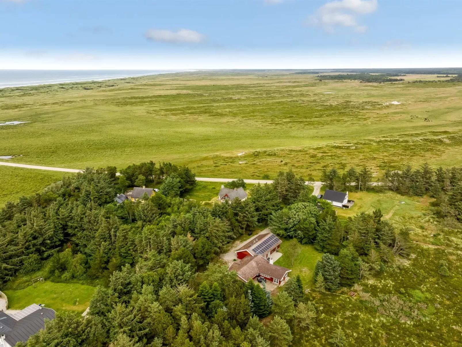 "Aisling" - 700m from the sea-Outside