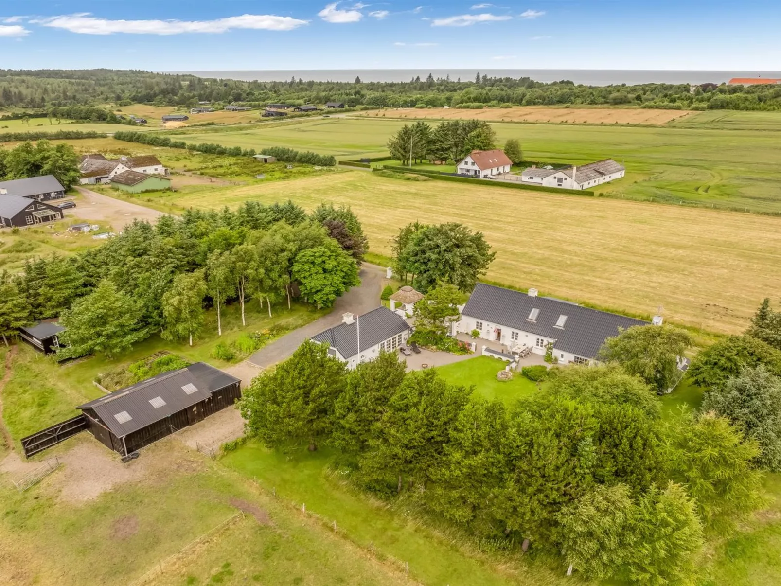 "Ømunde" - 1.8km from the sea-Outside