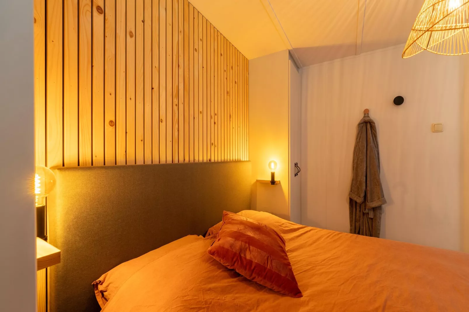 Huisje 59-Bedroom