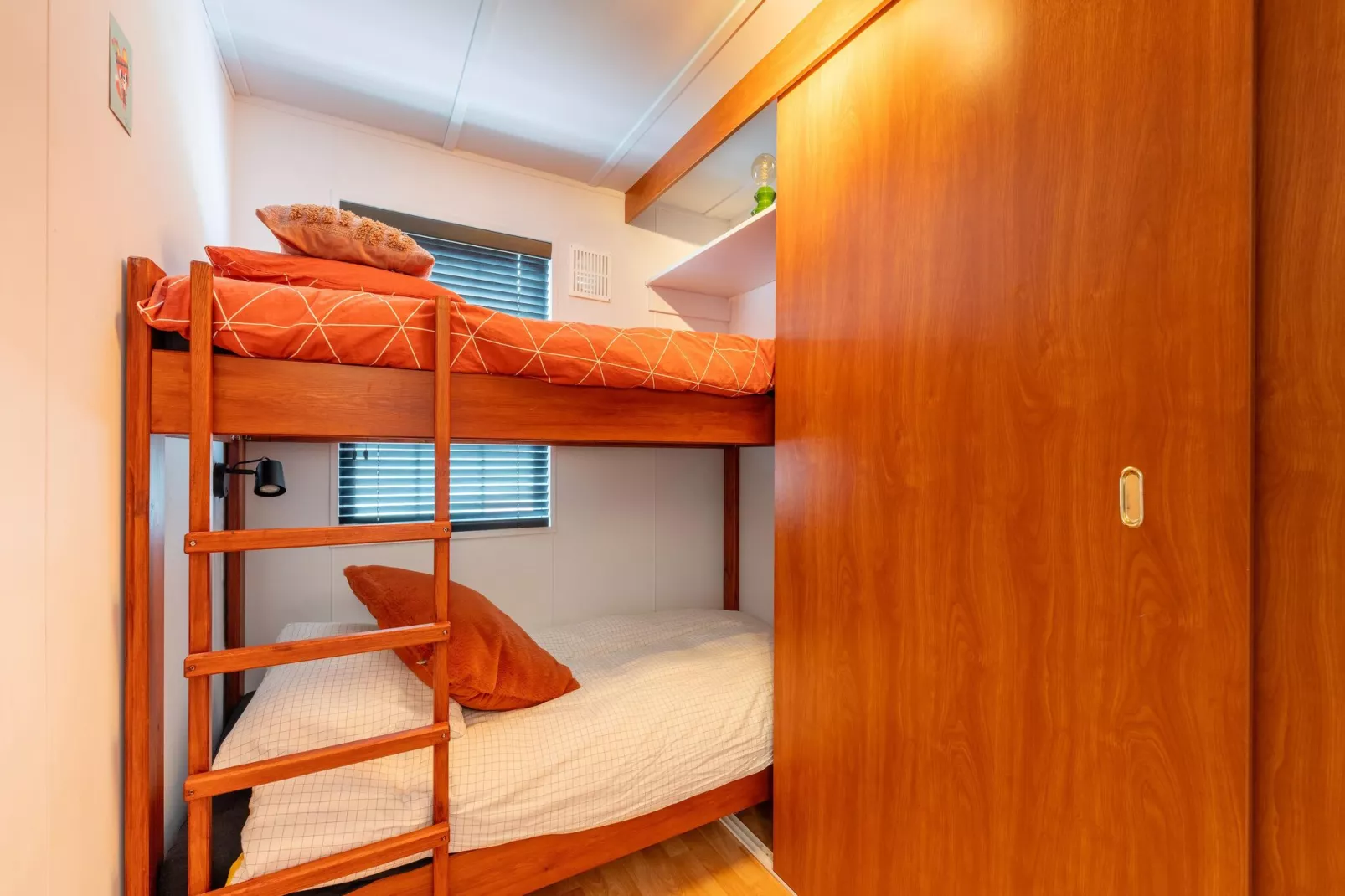 Huisje 59-Bedroom