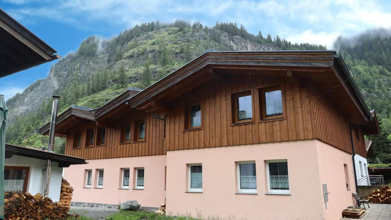 Haus Oliver 1-View summer
