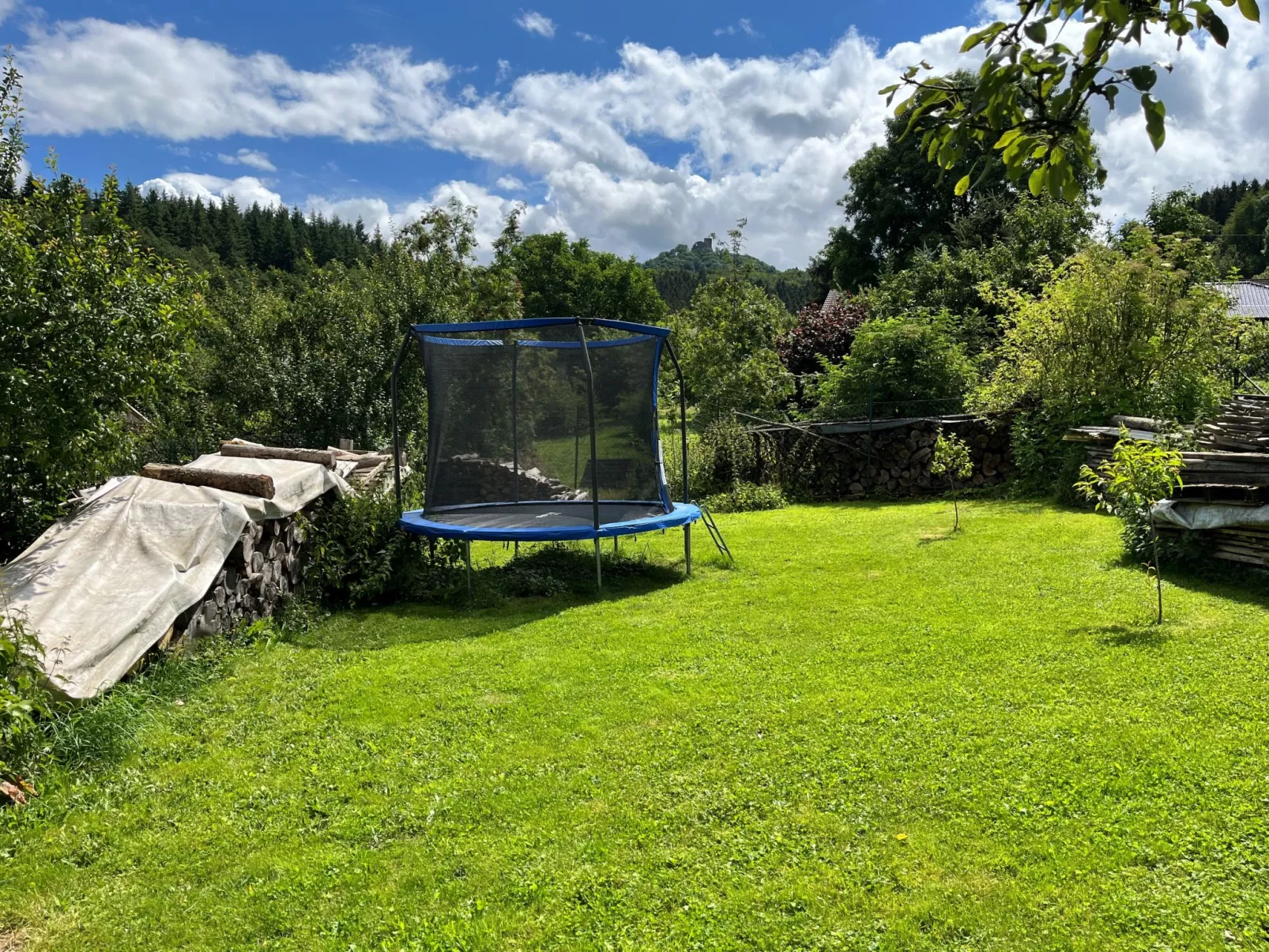 Nürburgblick-Outside