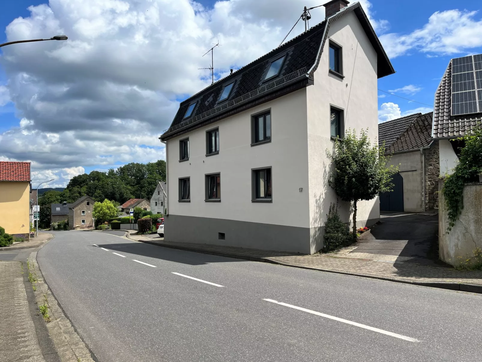Nürburgblick-Outside