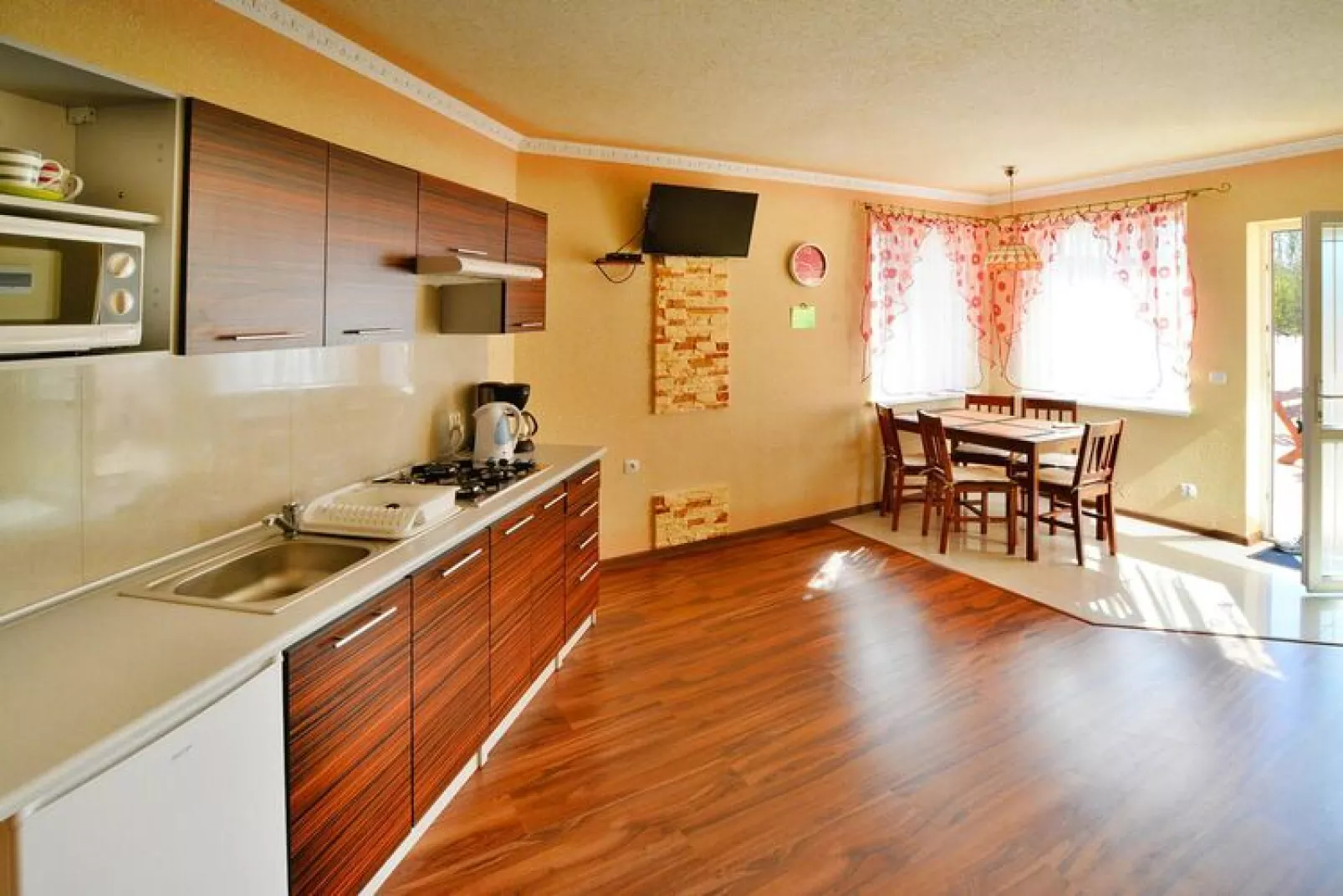 Domki wakacyjne z basenem Osieki-Kitchen