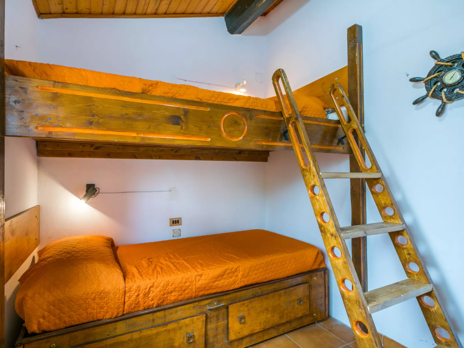 Chalet La Mazzanta-Inside
