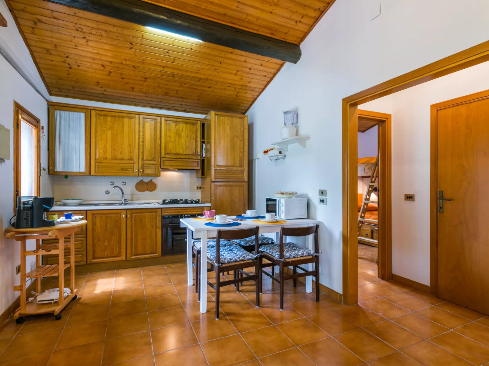 Chalet La Mazzanta-Inside