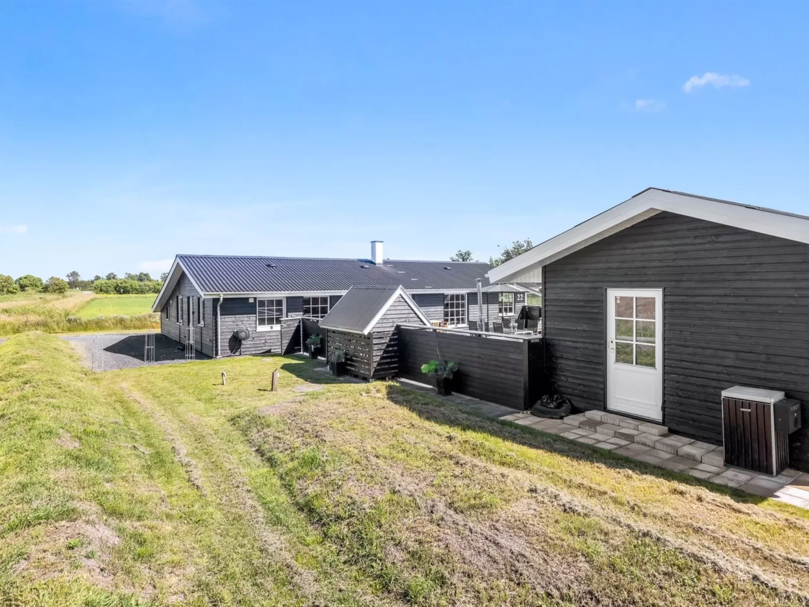 "Erna" - 400m from the sea-Outside