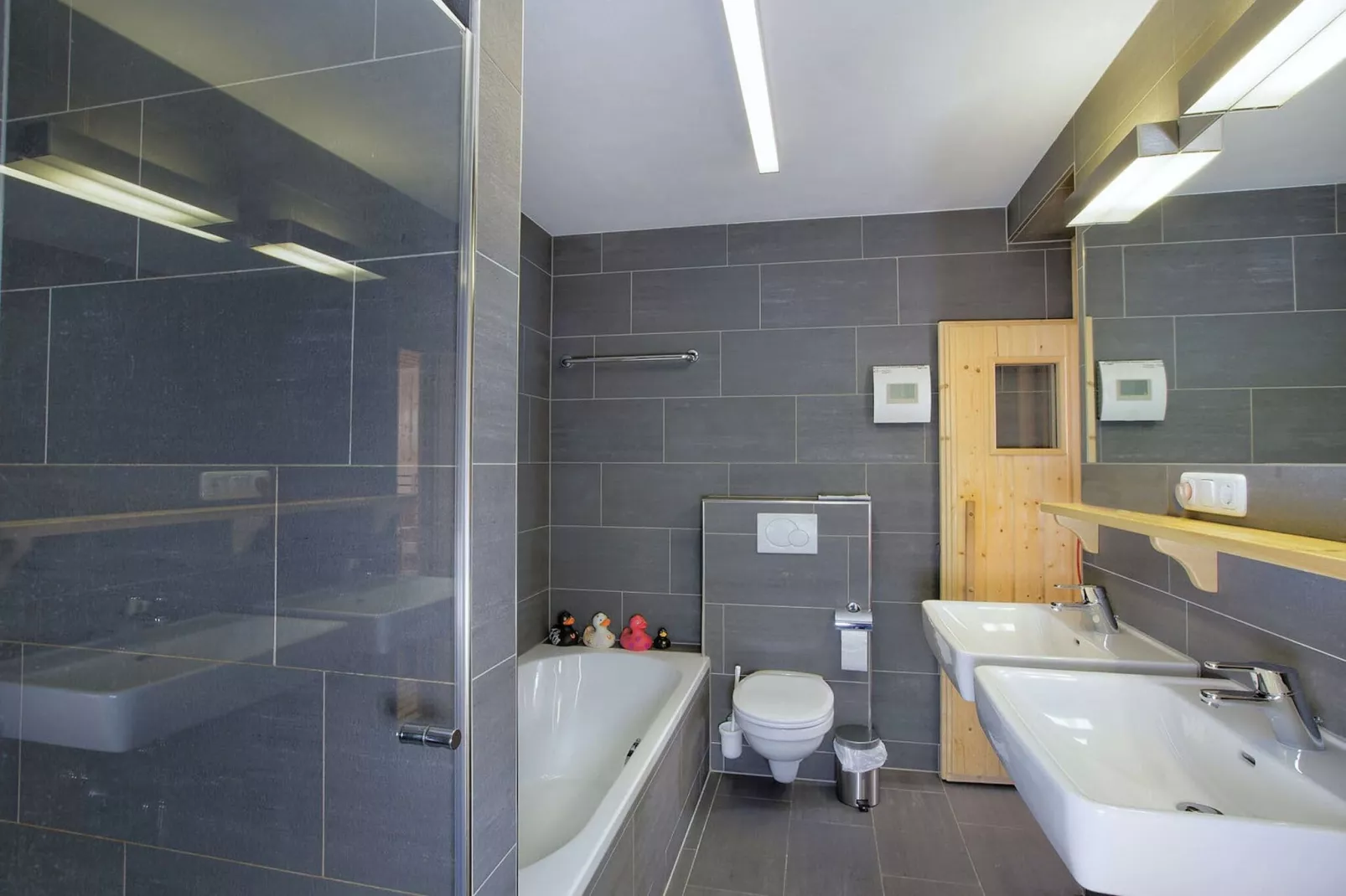 Chalets im Wald-Bathroom