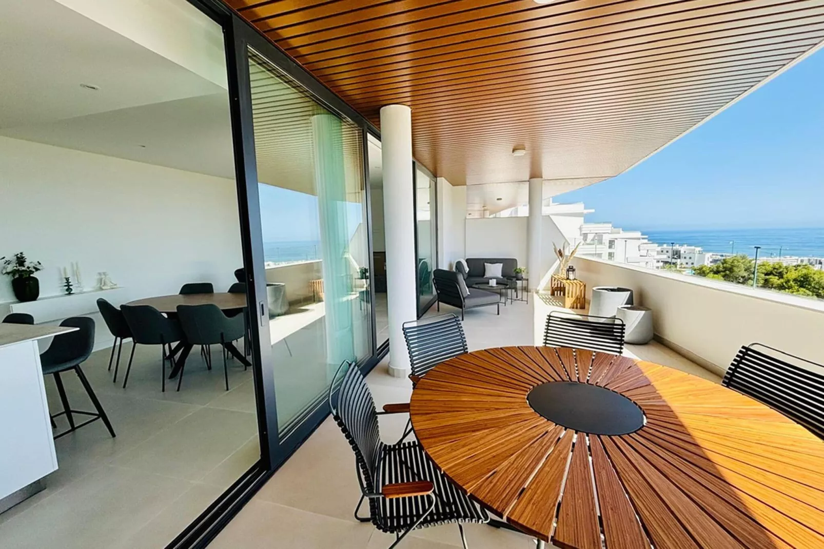 Bella Vista-Exterior summer