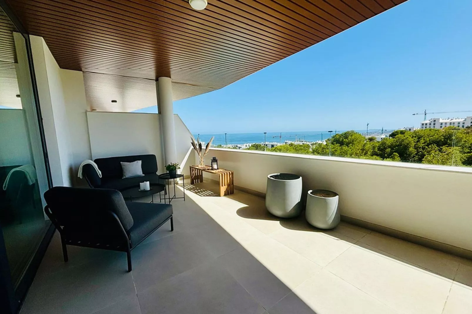 Bella Vista-Terrace balcony