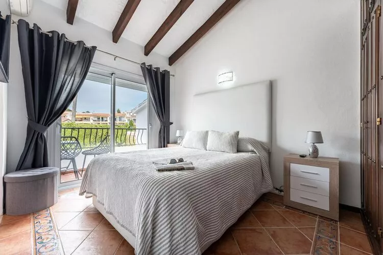 CT 283 - Faro's Doña Berta Apartment - Riviera del Sol-Bedroom