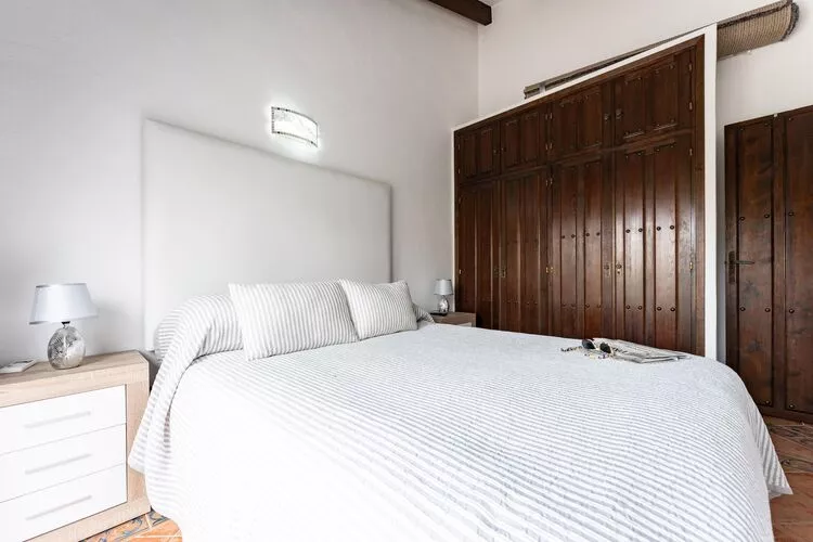 CT 283 - Faro's Doña Berta Apartment - Riviera del Sol-Bedroom