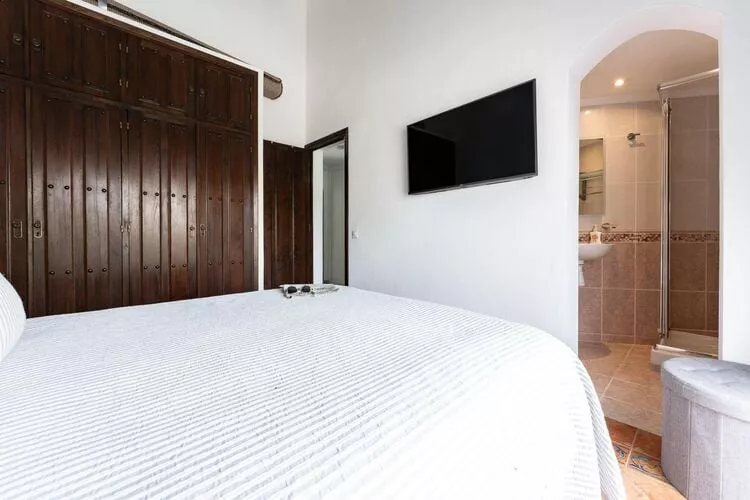 CT 283 - Faro's Doña Berta Apartment - Riviera del Sol-Bedroom