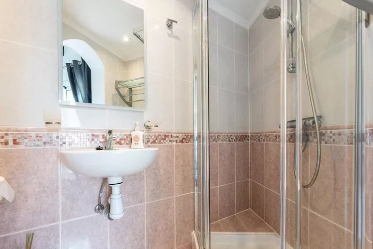 CT 283 - Faro's Doña Berta Apartment - Riviera del Sol-Bathroom