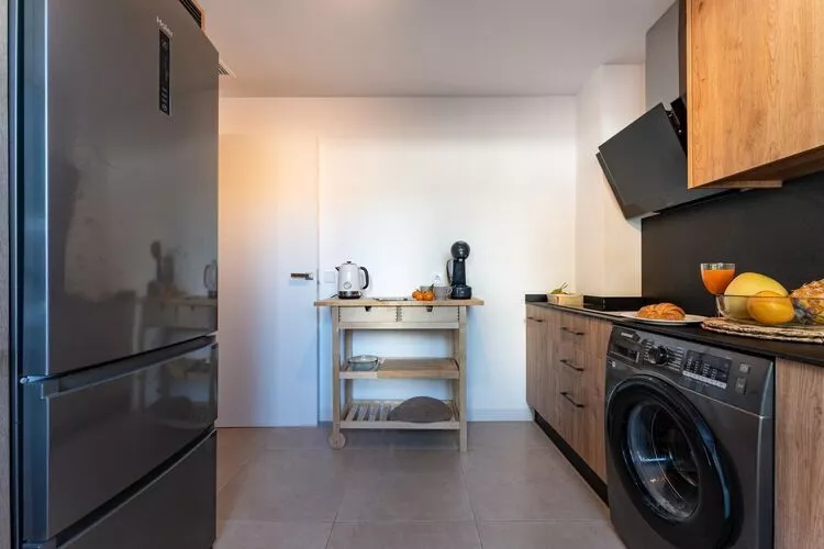 CT 197 - Faro's Campanario Golfers Heaven-Kitchen