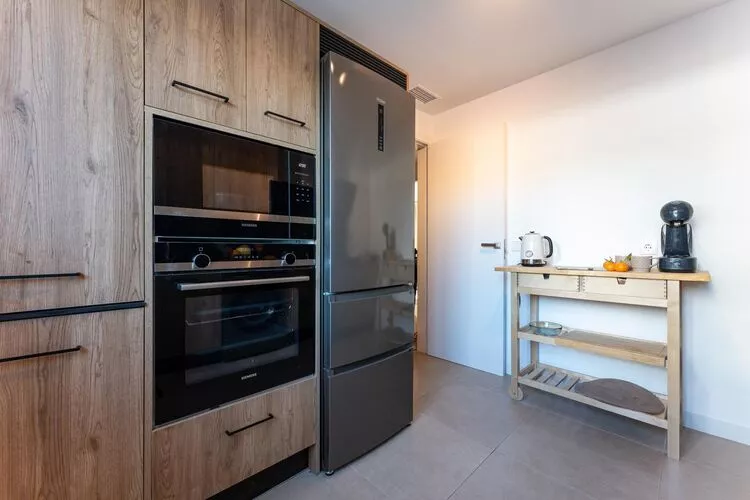 CT 197 - Faro's Campanario Golfers Heaven-Kitchen