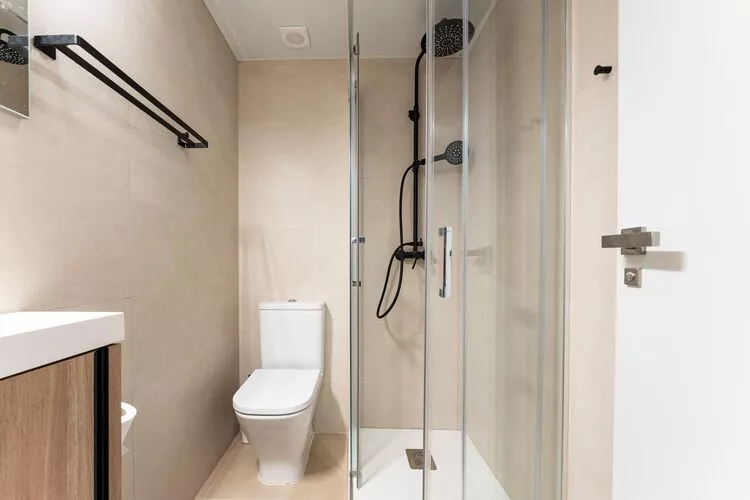 CT 197 - Faro's Campanario Golfers Heaven-Bathroom