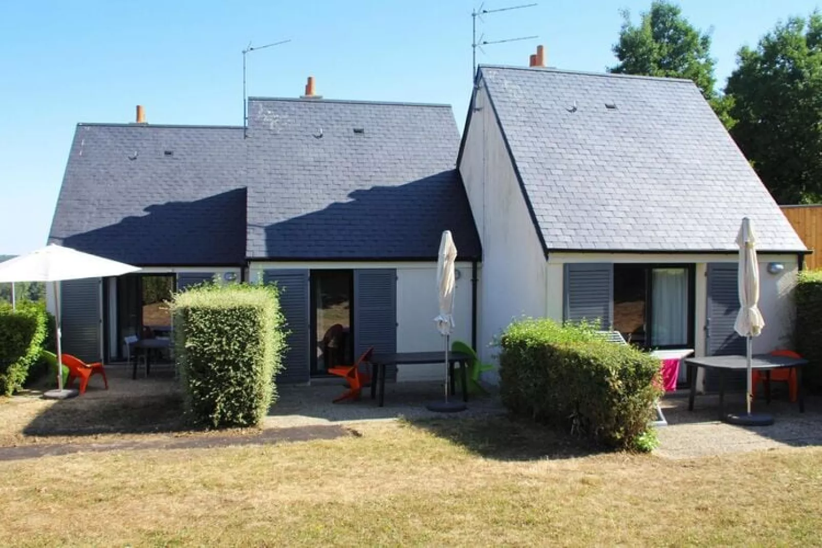 Holiday resort Amboise Les Châteaux de la Loire - Amboise // Gîte 4 pcs 8 pers et 1 bébé 2 salles d'eau-Extérieur été