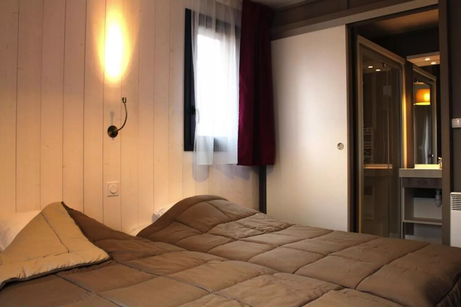 Holiday resort Amboise Les Châteaux de la Loire - Amboise // Gîte 4 pcs 8 pers et 1 bébé 2 salles d'eau-Chambre