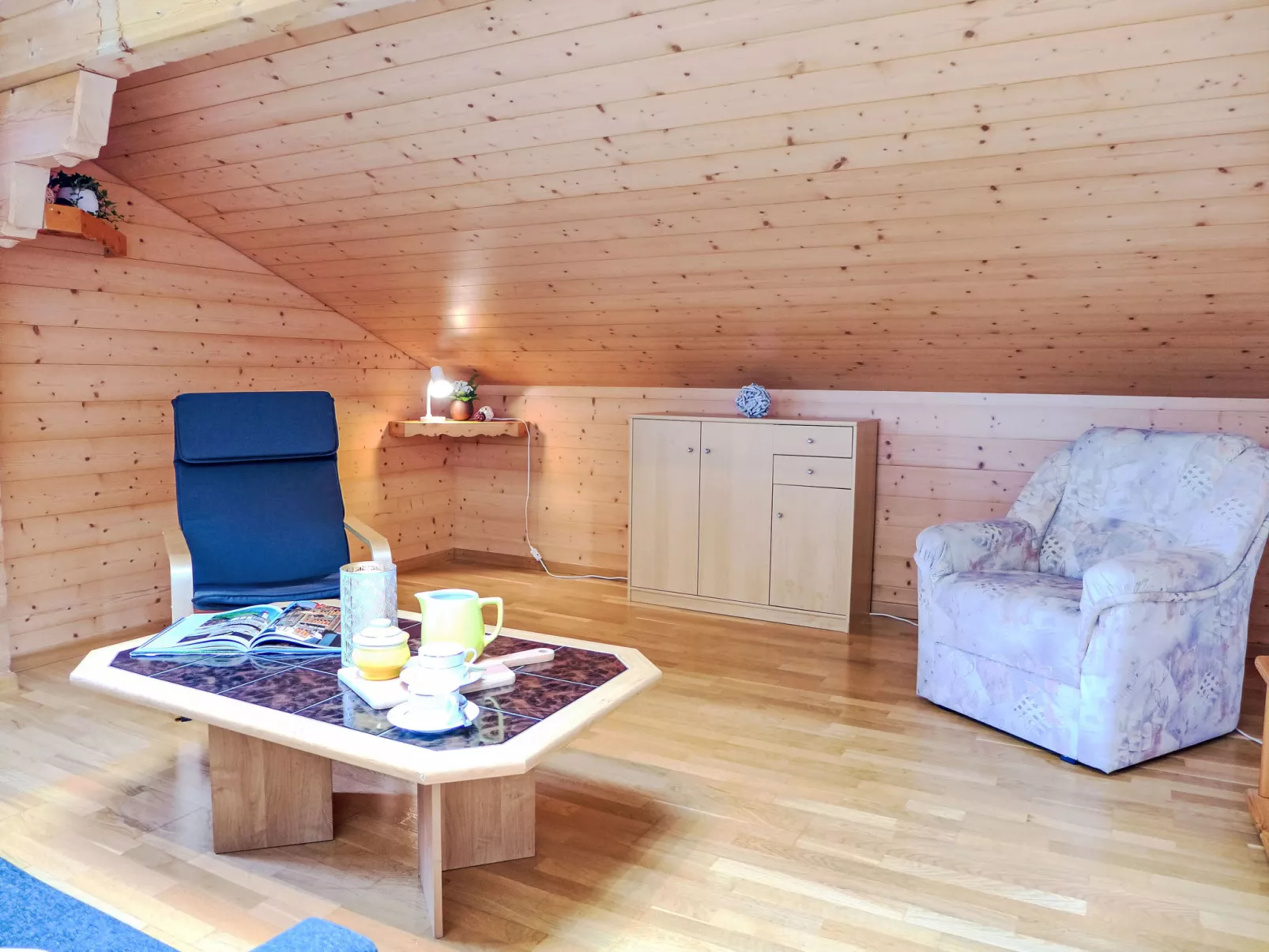 Bühl-Inside