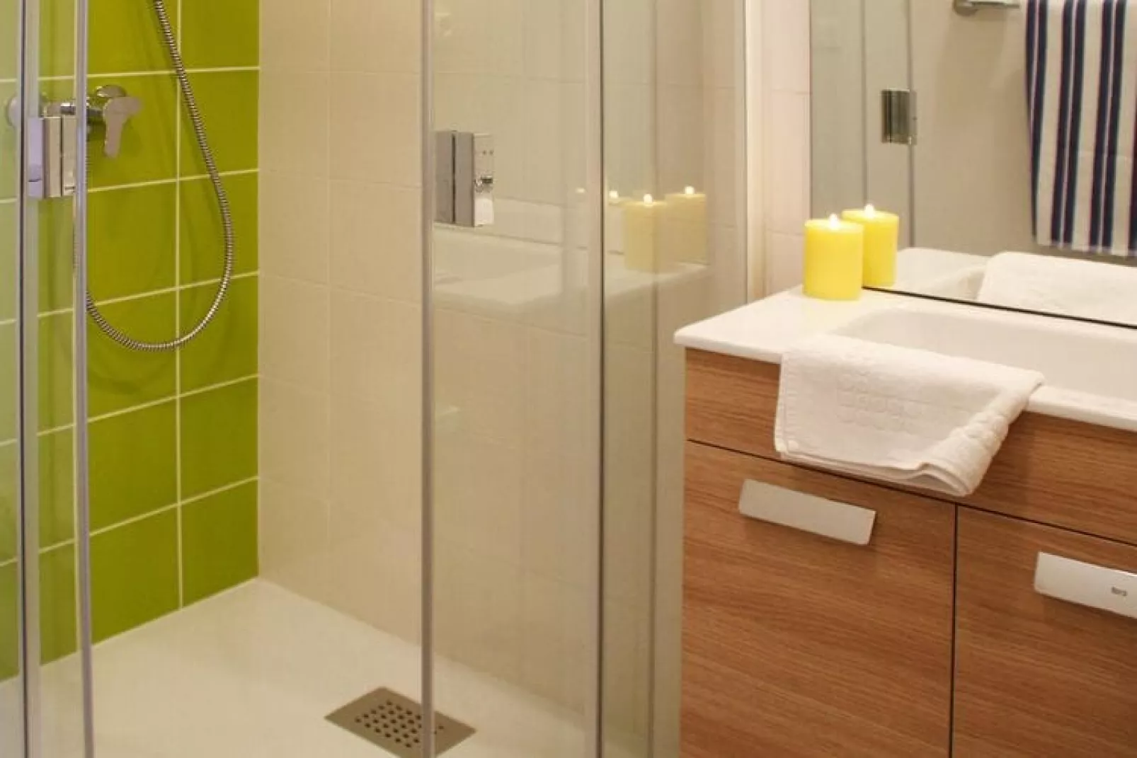 Holiday resort Amboise Les Châteaux de la Loire - Amboise // Gîte 4 pcs 8 pers et 1 bébé 2 salles d'eau-Chambre