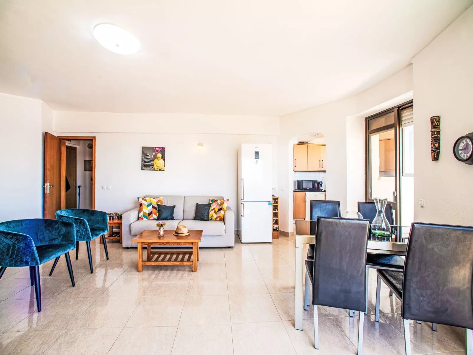 Fabulous Sea View-Inside