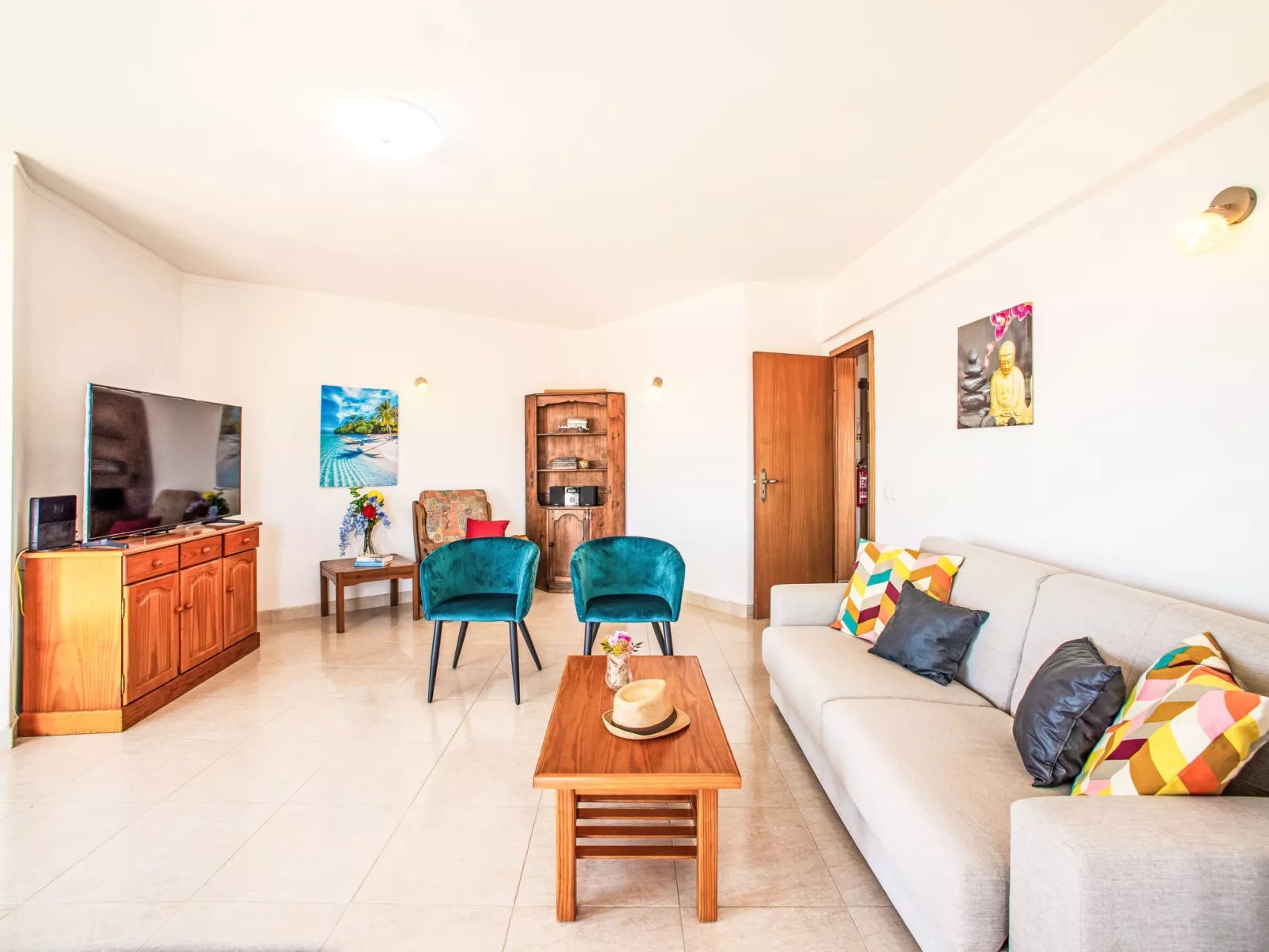Fabulous Sea View-Inside