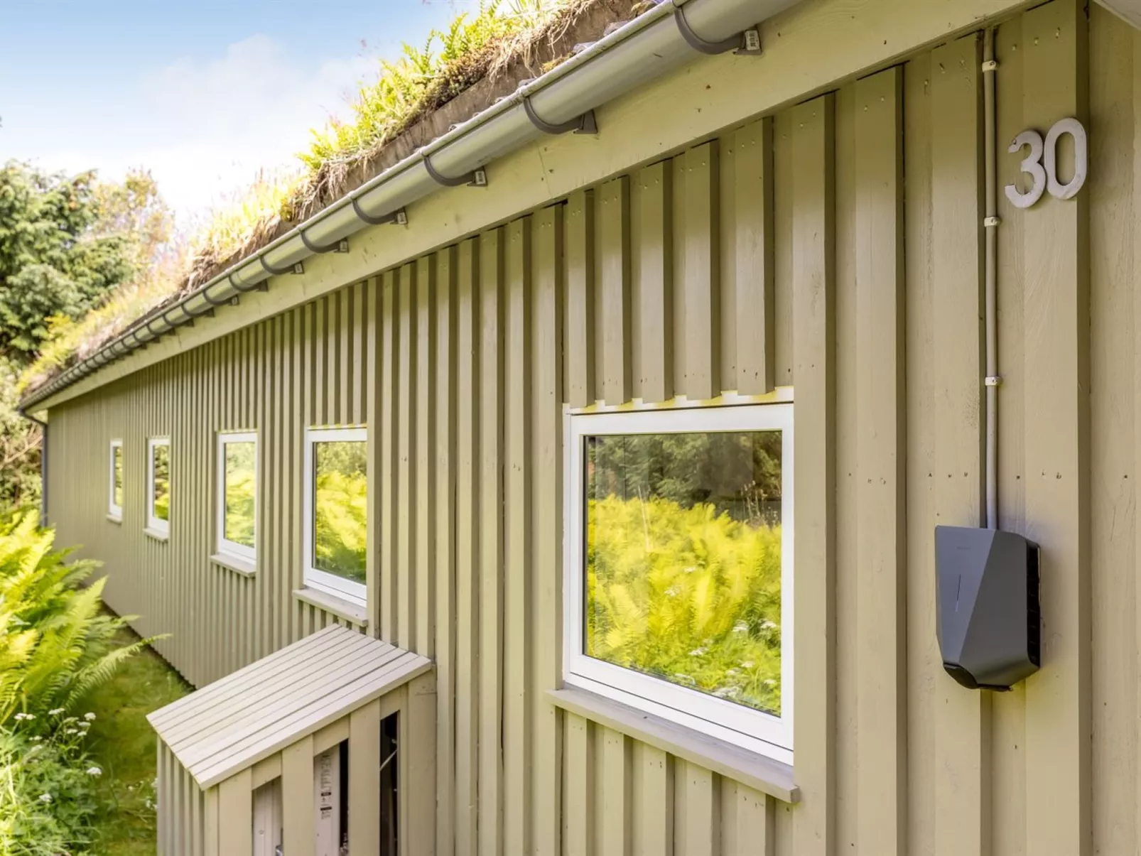 "Yngve" - 1.2km from the sea-Inside
