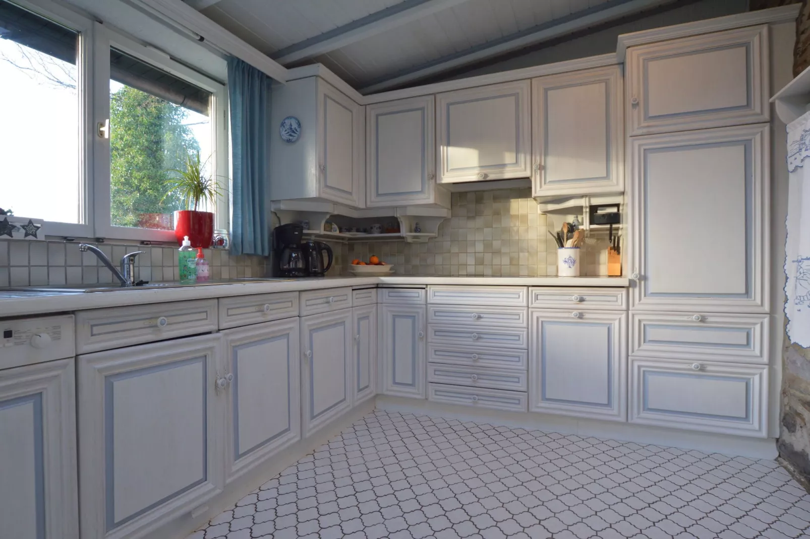 La Fleur des Bois-Kitchen