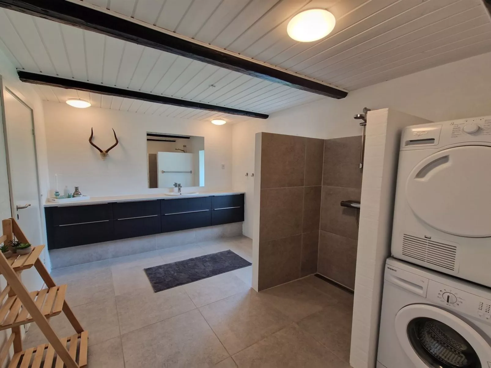 "Thorgot" - 3km from the sea-Inside