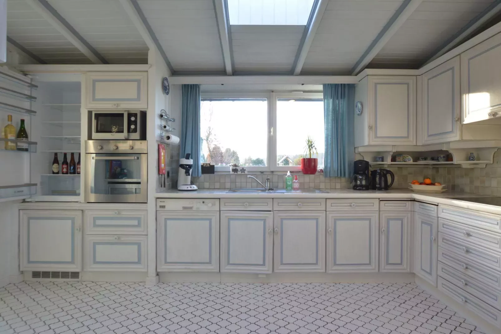 La Fleur des Bois-Kitchen