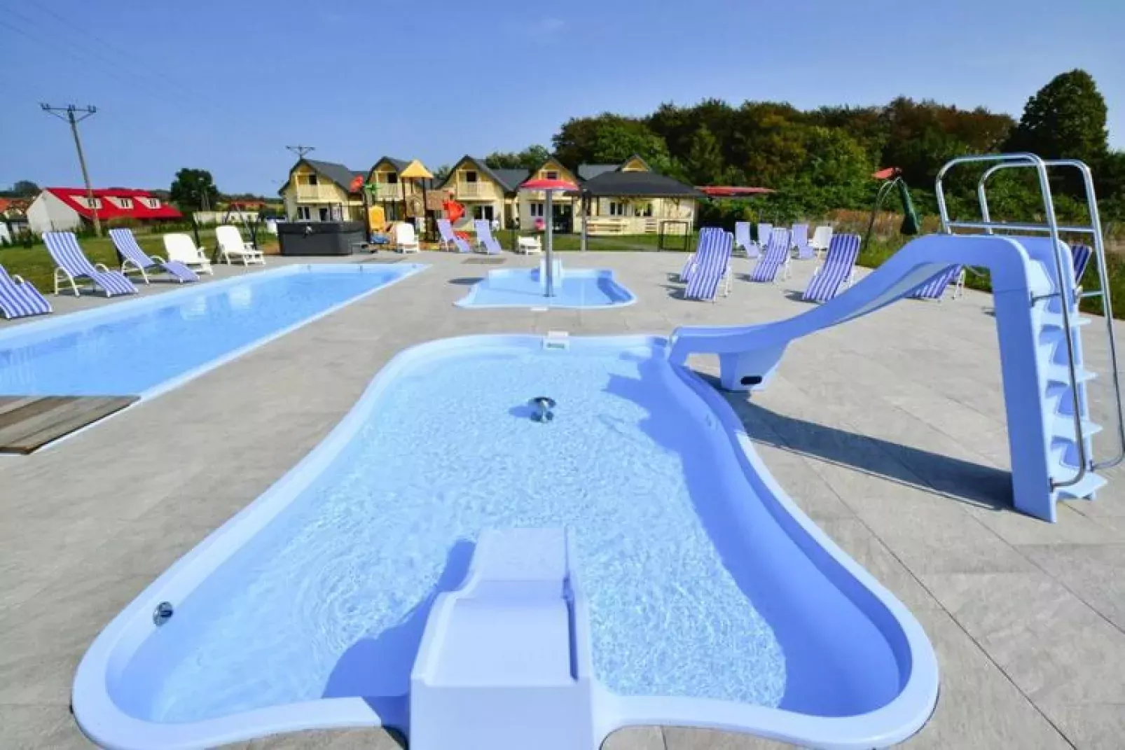 Domek piętrowy 8-osobowy Ustronie Morskie-Pool