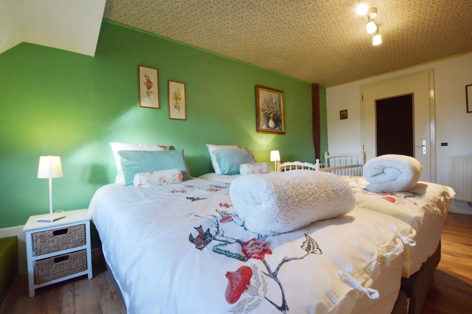 La Fleur des Bois-Bedroom