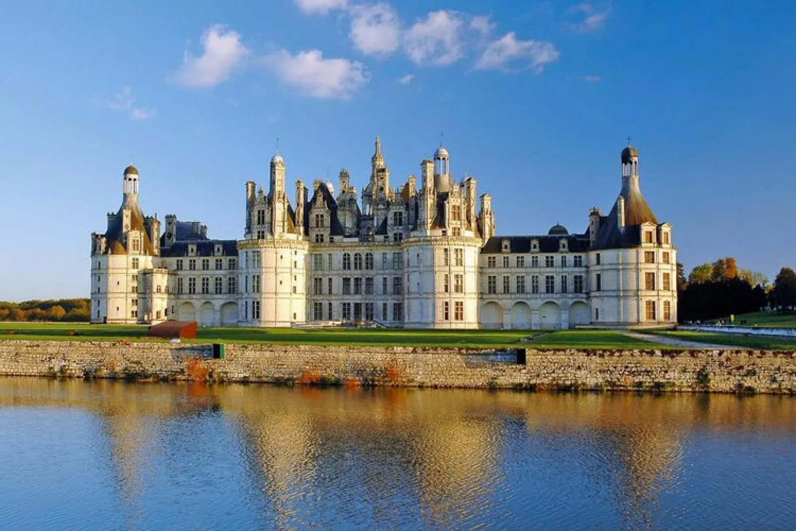 Holiday resort Amboise Les Châteaux de la Loire - Amboise // Gîte 4 pcs 8 pers et 1 bébé 2 salles d'eau-Vue sur l'eau