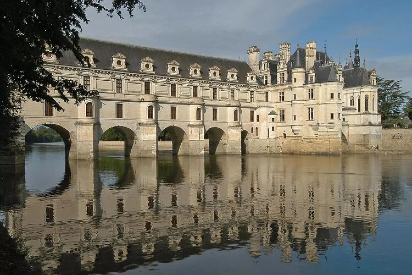 Holiday resort Amboise Les Châteaux de la Loire - Amboise // Gîte 4 pcs 8 pers et 1 bébé 2 salles d'eau-Extérieur été