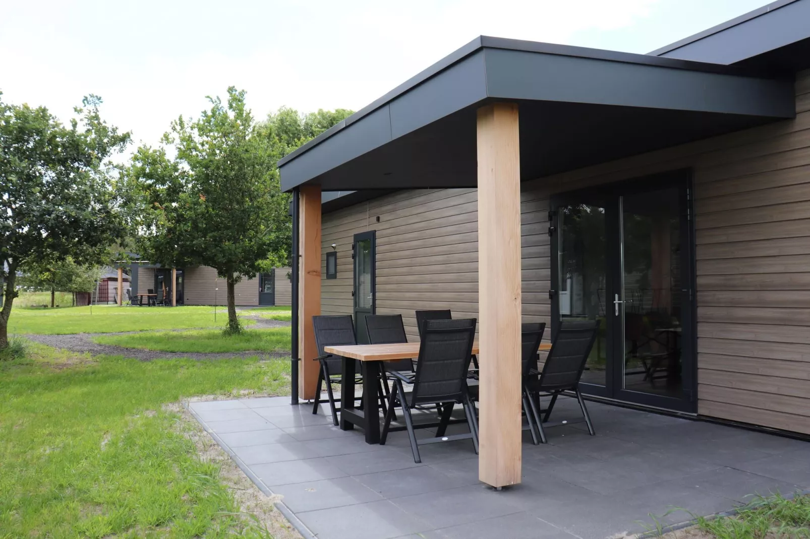 De Markestee chalet 6-Terrace balcony