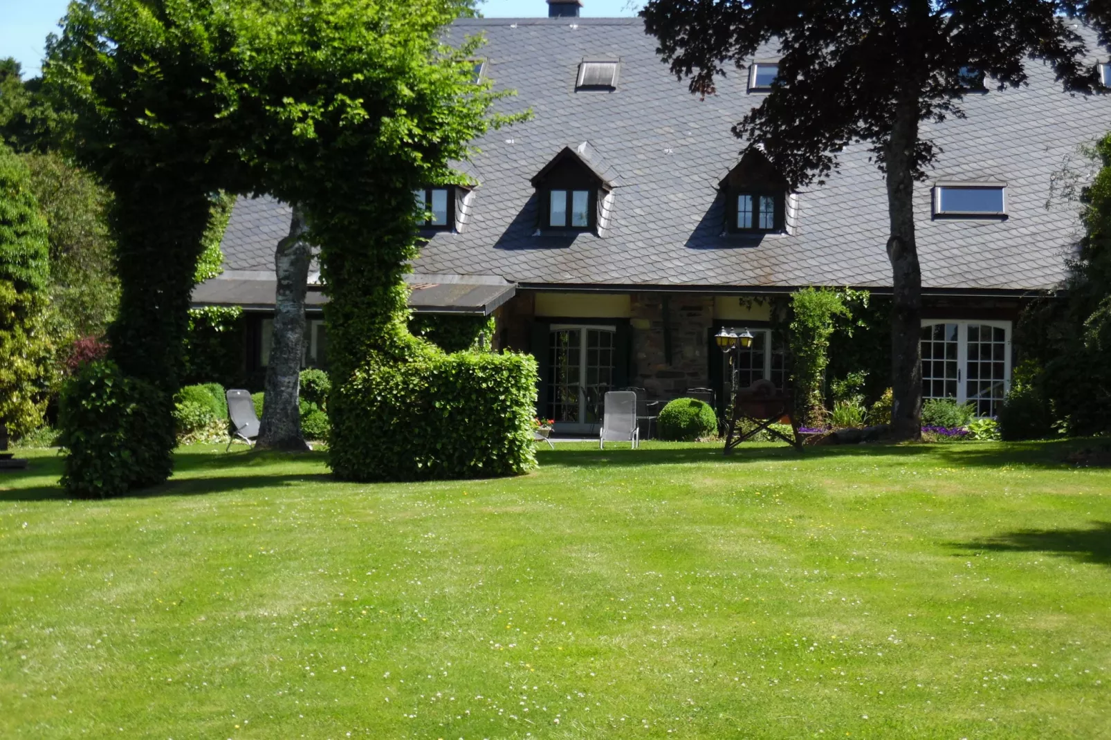 La Fleur des Bois-Gardens summer