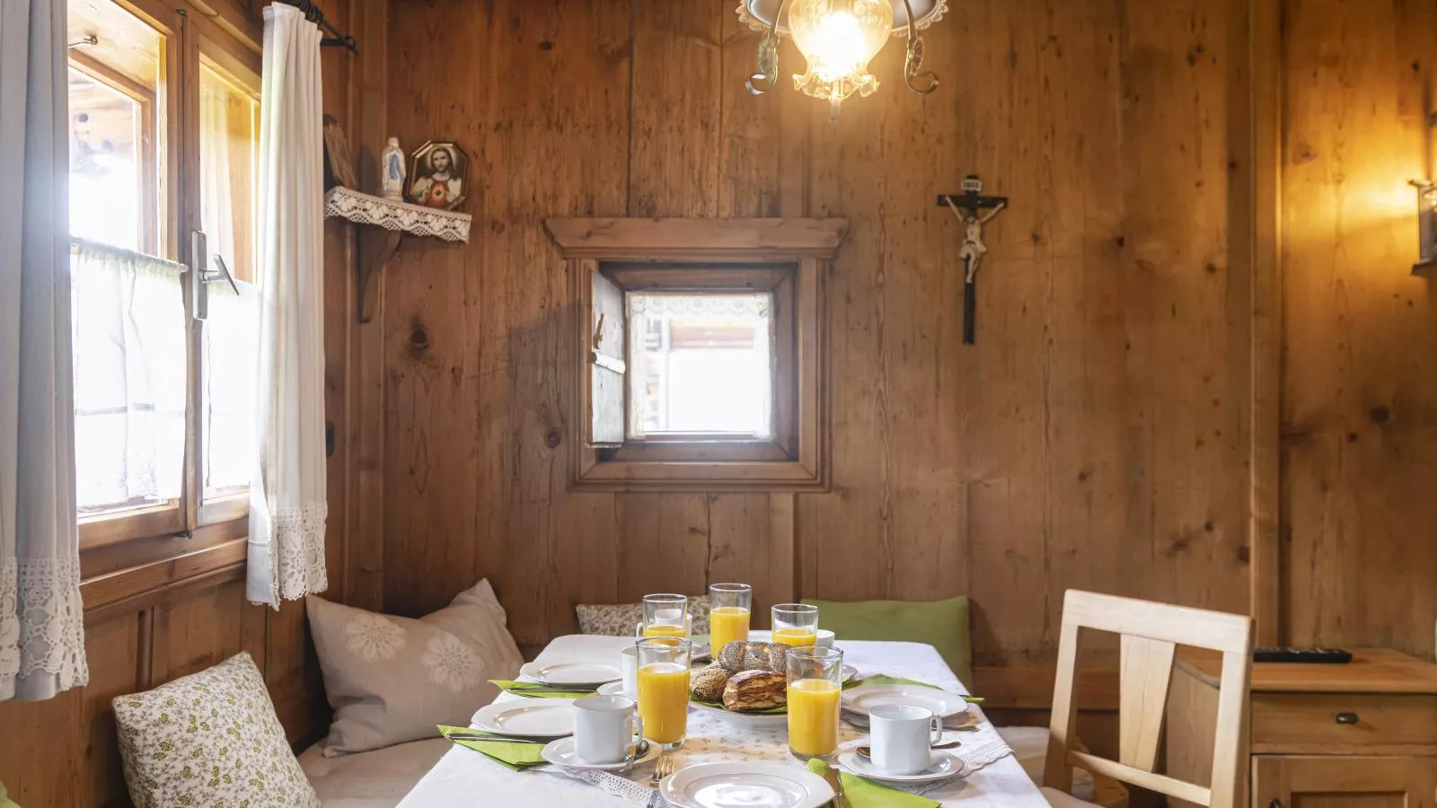 Sixhäusl-Dining room