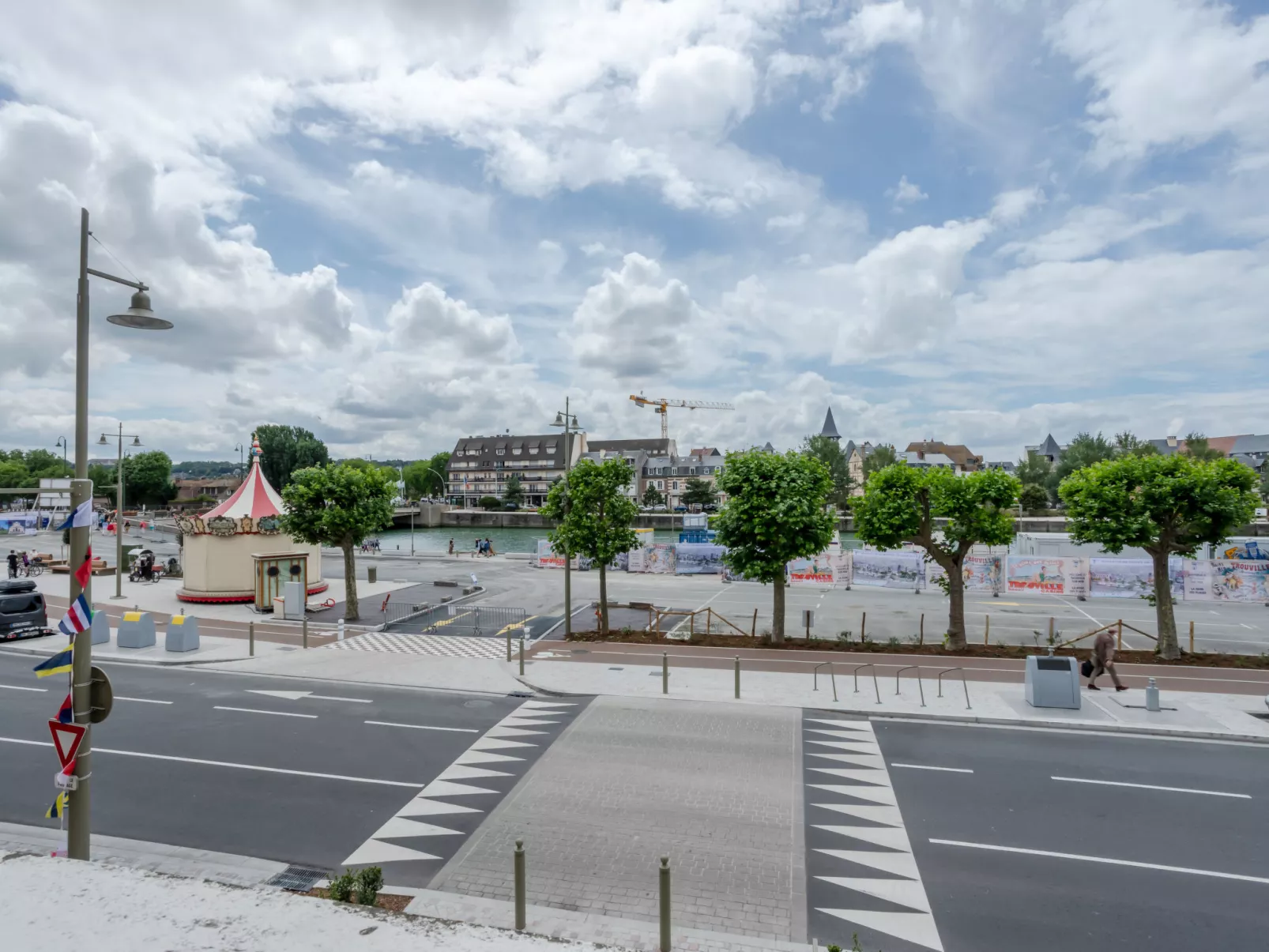 Port Trouville-Draußen