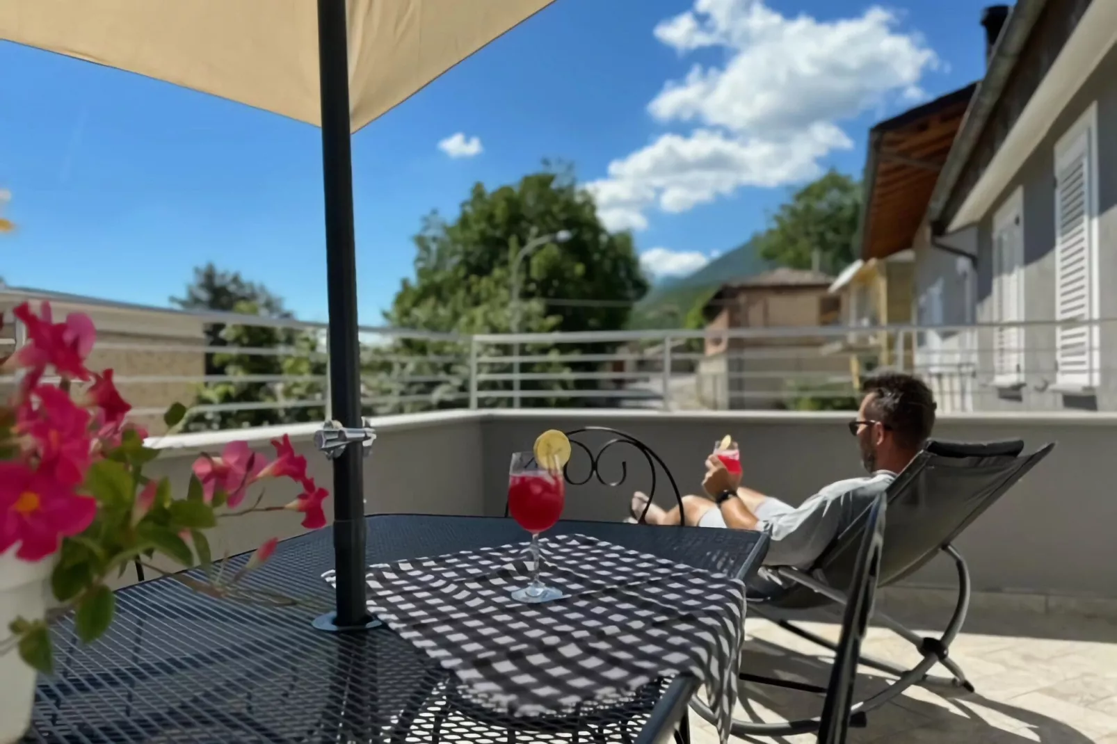 Mamma Oca-Terrace balcony