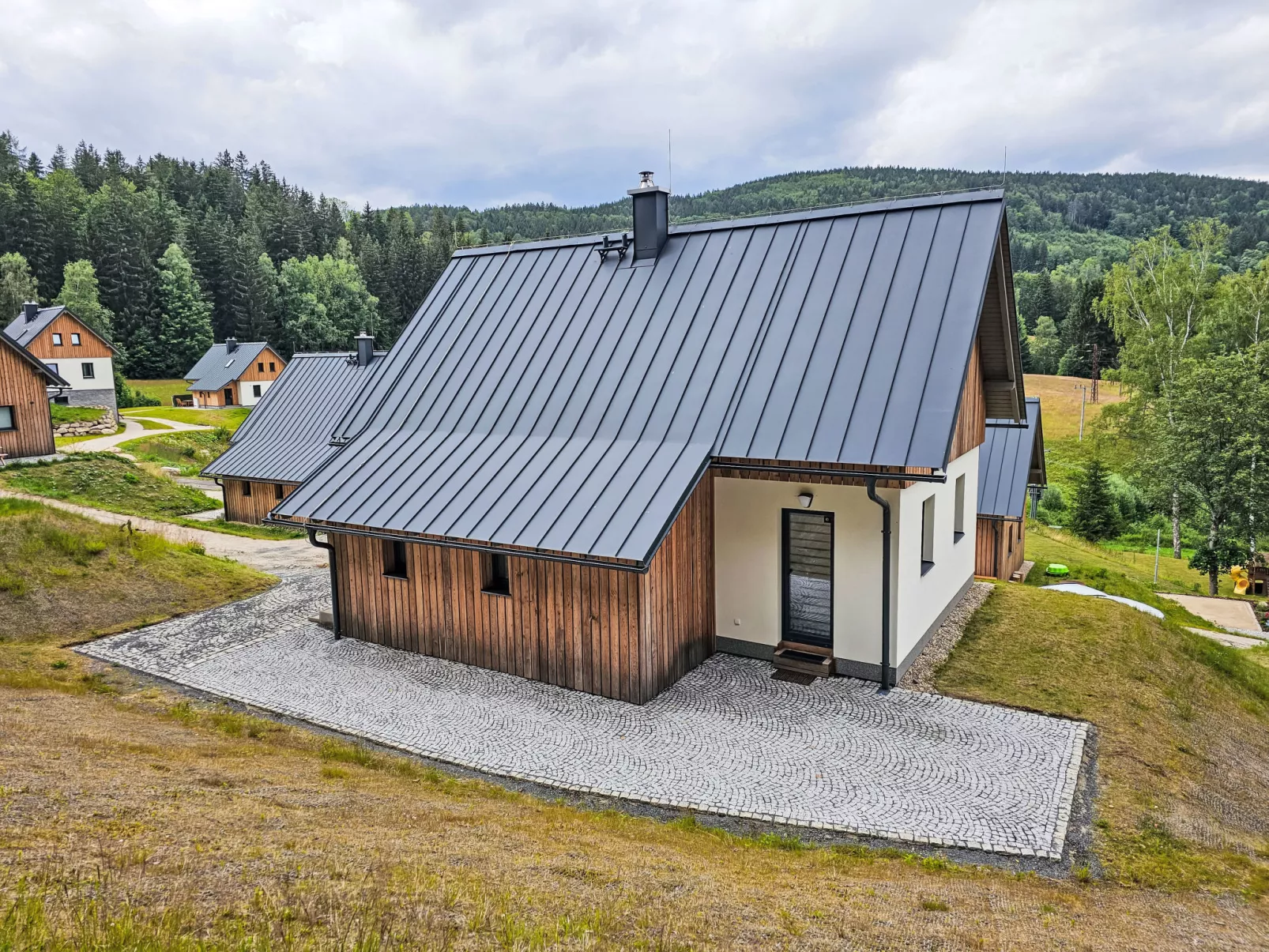 Chaloupka U lesa 264-Outside