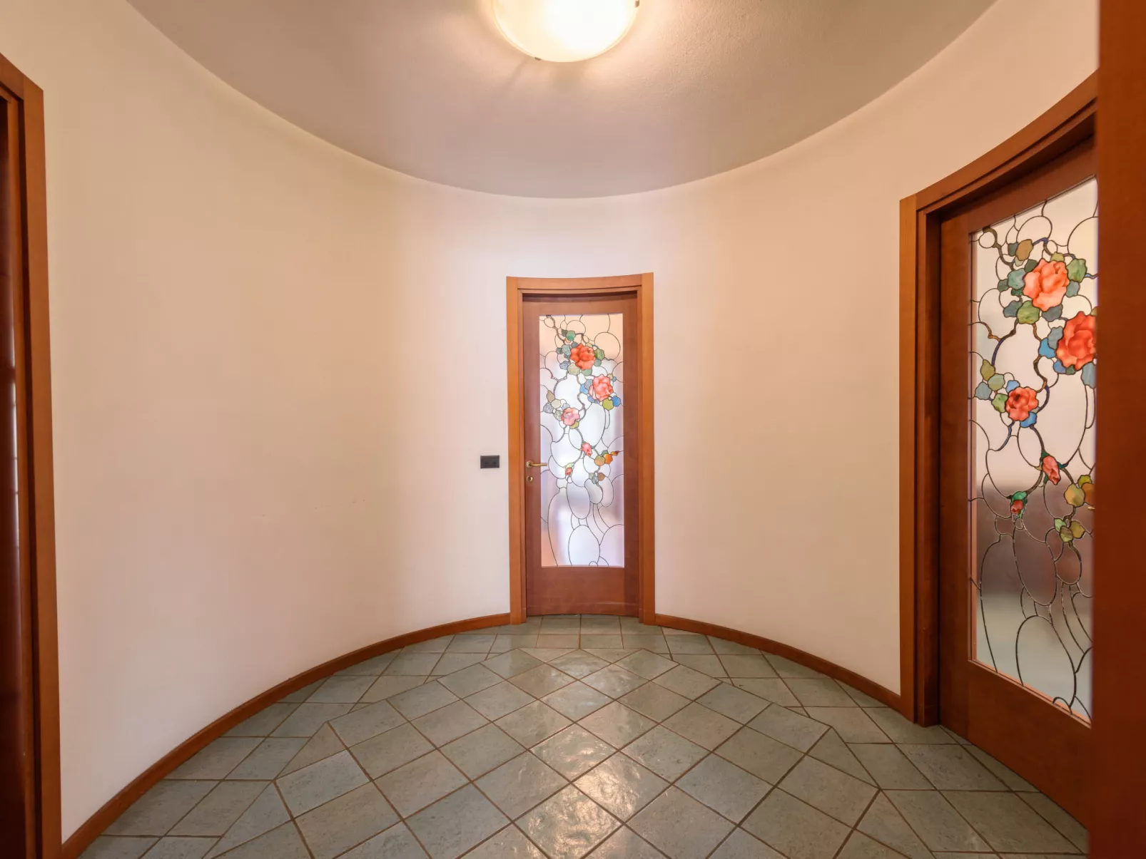 Le Rose di Rosanna-Inside