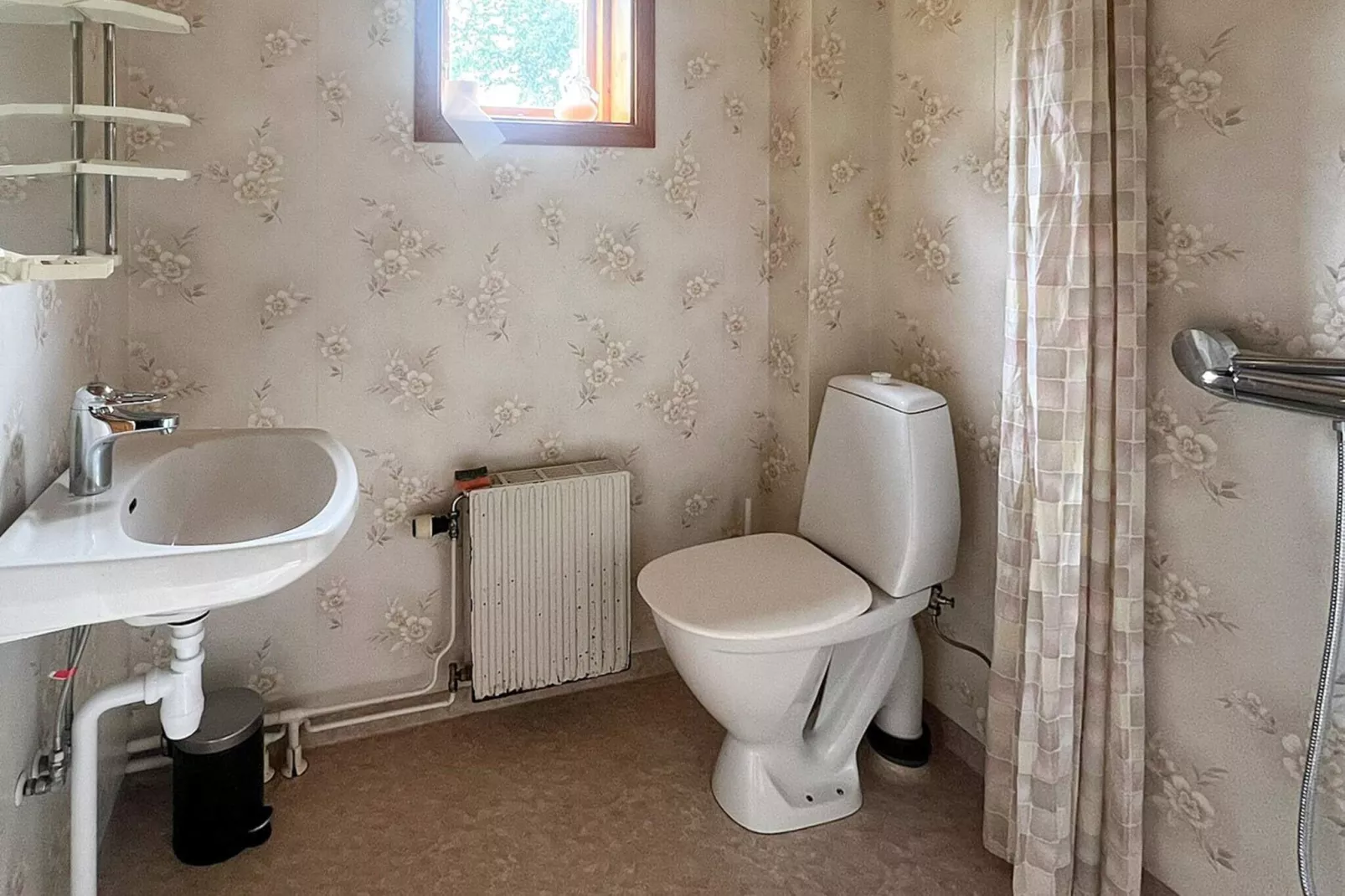 5 person holiday home in MARIANNELUND-Indoor