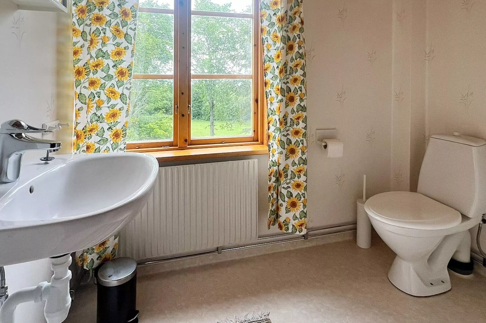 5 person holiday home in MARIANNELUND-Indoor