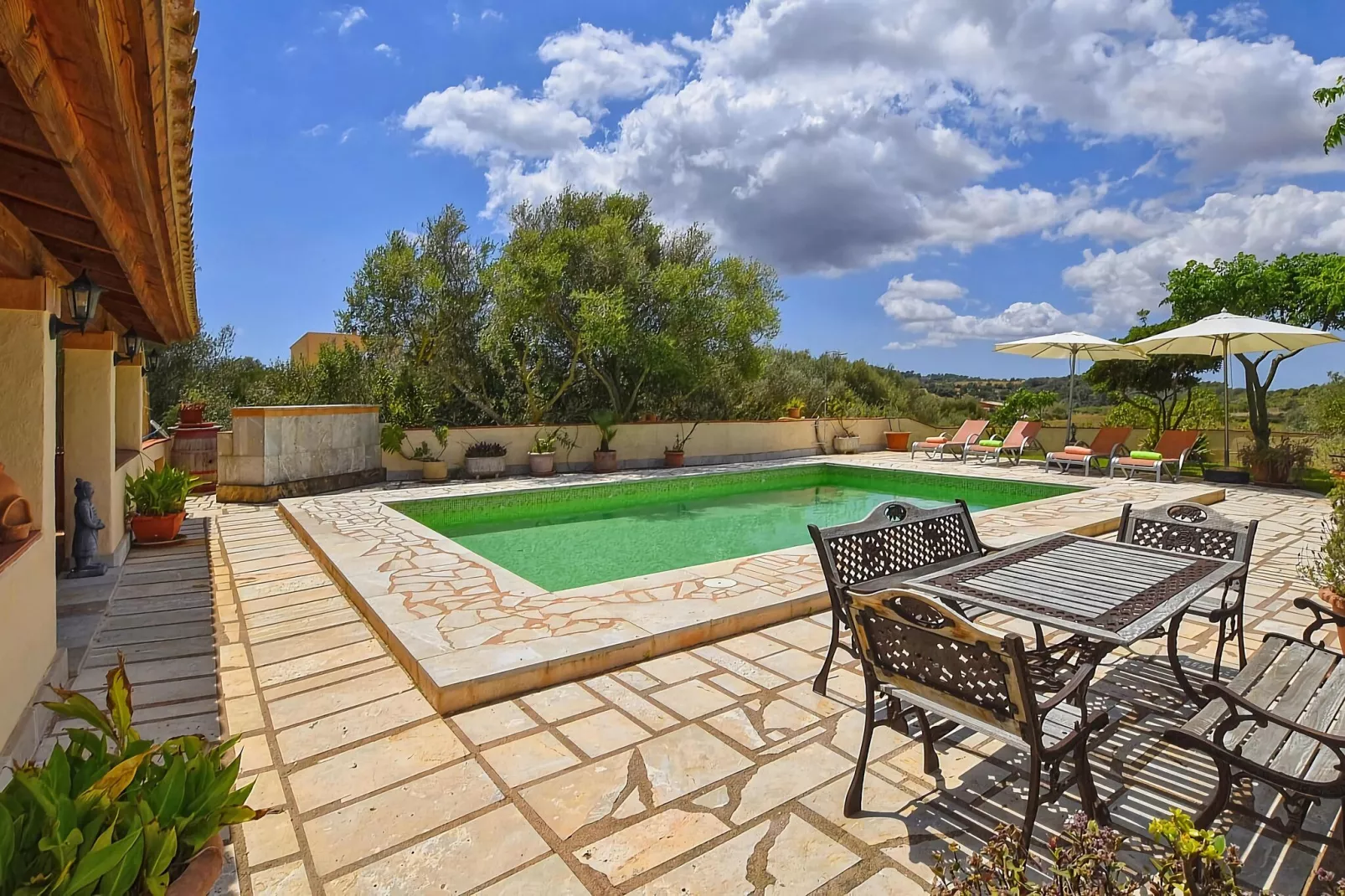 Cladera-Pool