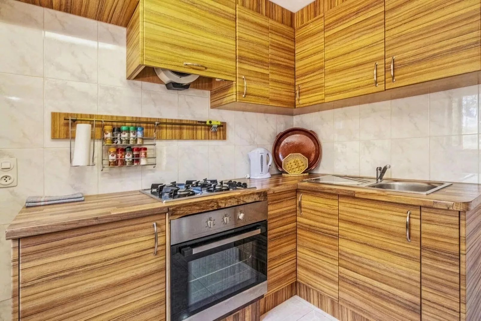 Cladera-Kitchen
